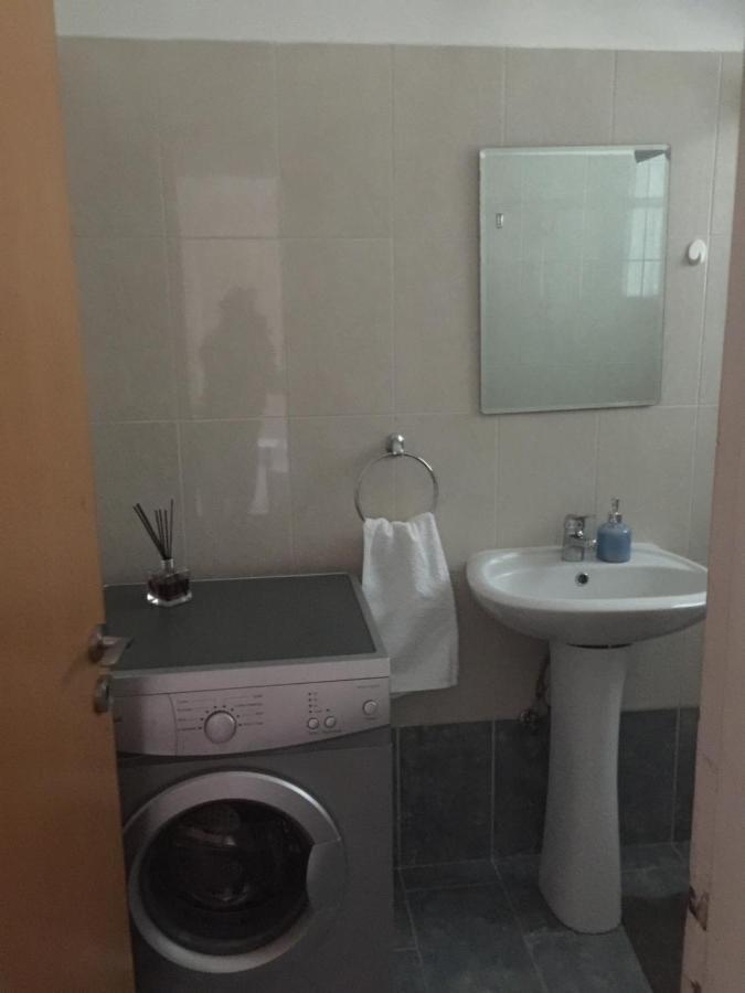 Davi'S Studio Apartment Paphos Buitenkant foto